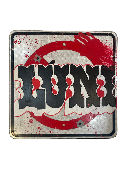 Luni Traffic Sign